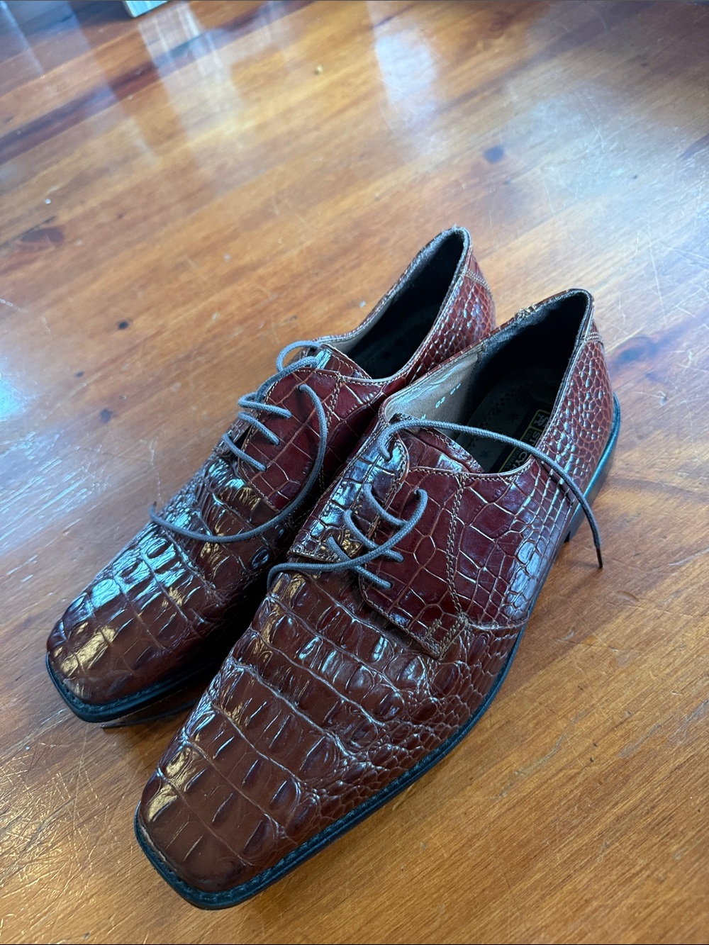 Stacy Adams Men's Brown Croc-Embossed Leather Oxfords